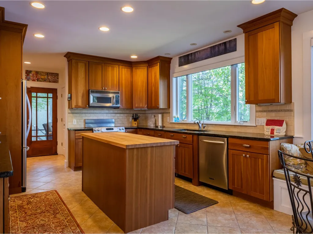 99 Central Avenue South Burlington VT 05403
