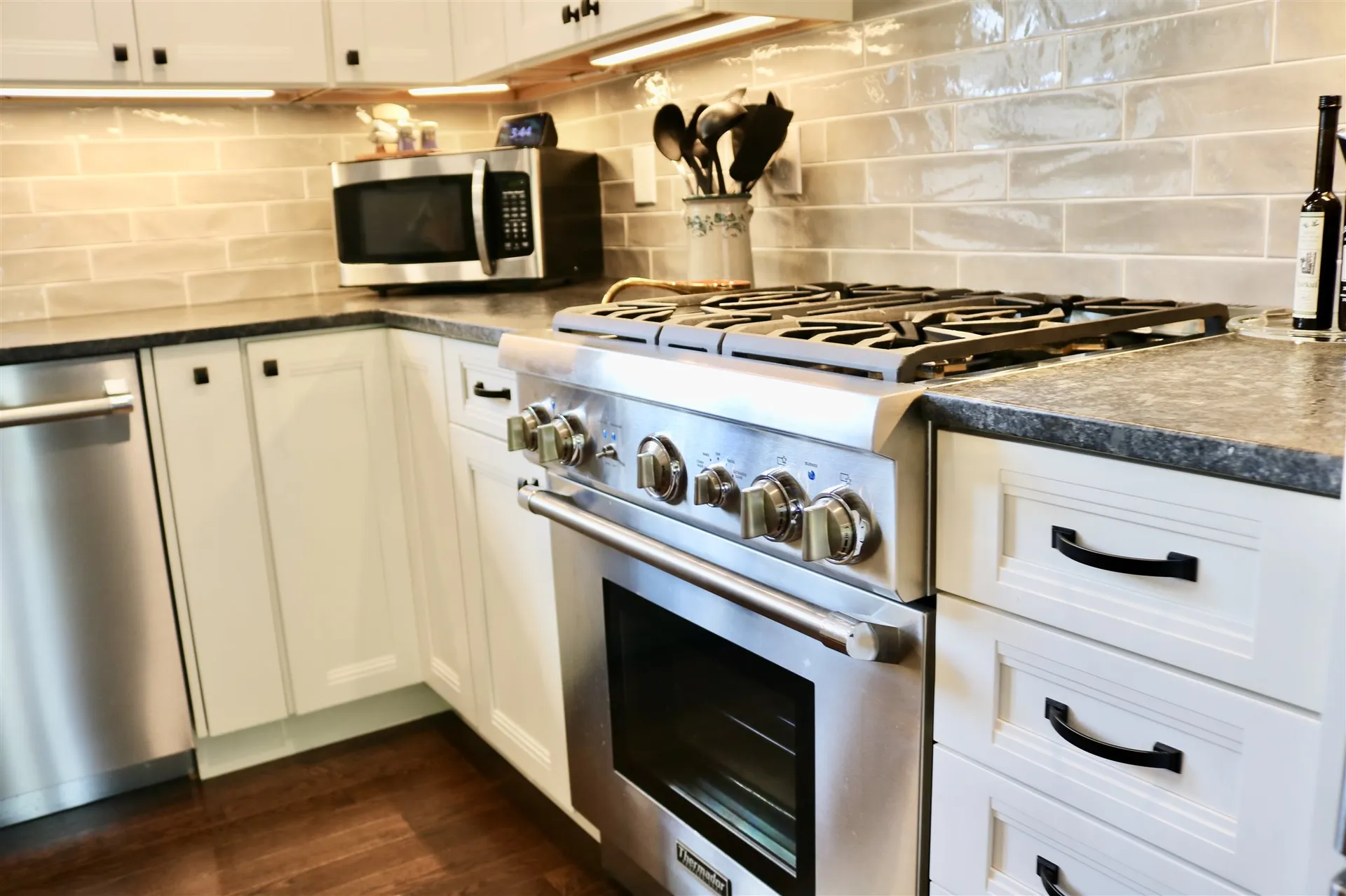 49 Apple Way Epping NH 03042