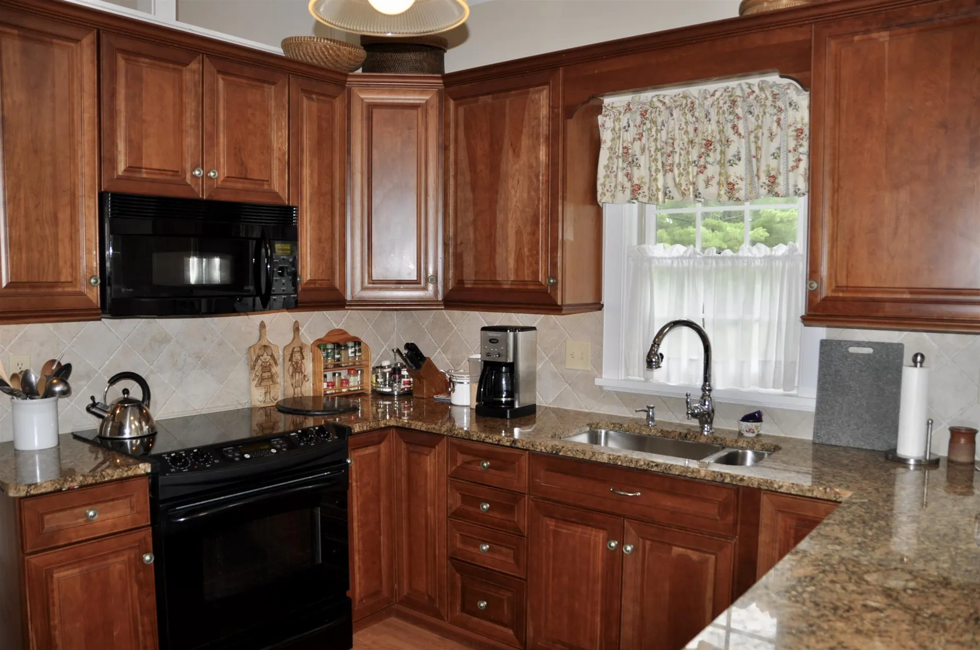 8 Nedde Lane Middlebury VT 05753