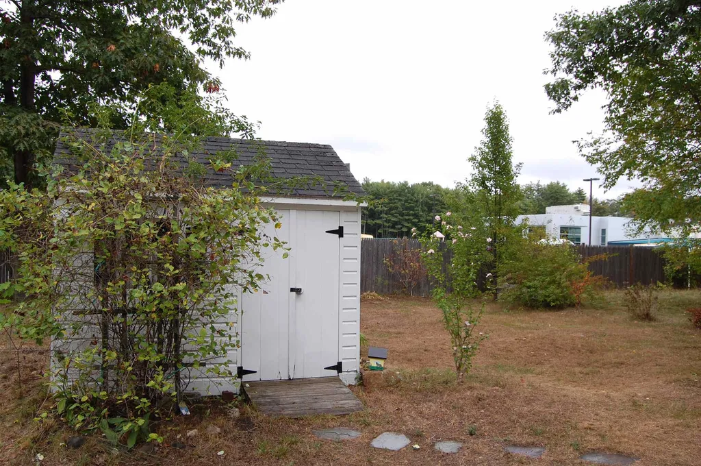 62 Colonial Village Somersworth NH 03878
