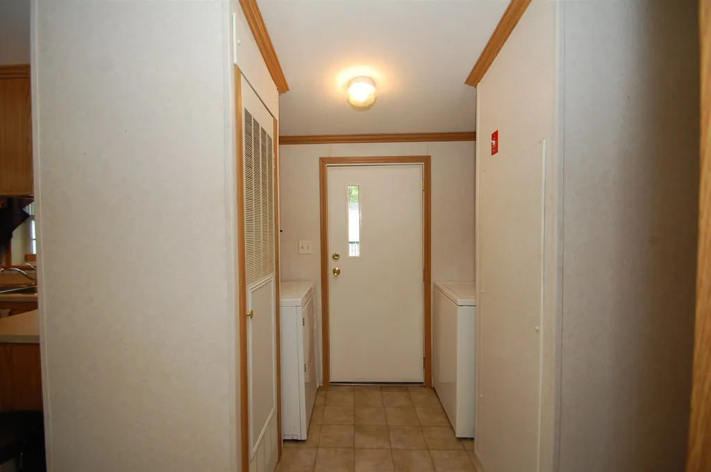 62 Colonial Village Somersworth NH 03878