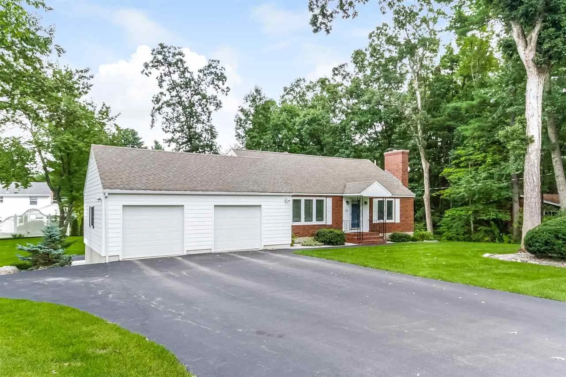 25 Woodland Drive Nashua NH 03063