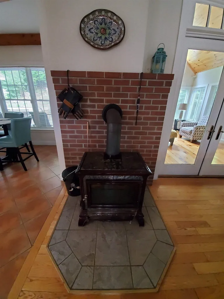 10 Crystal Lake Road Enfield NH 03748