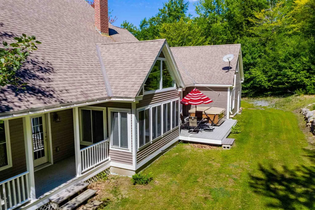 10 Crystal Lake Road Enfield NH 03748