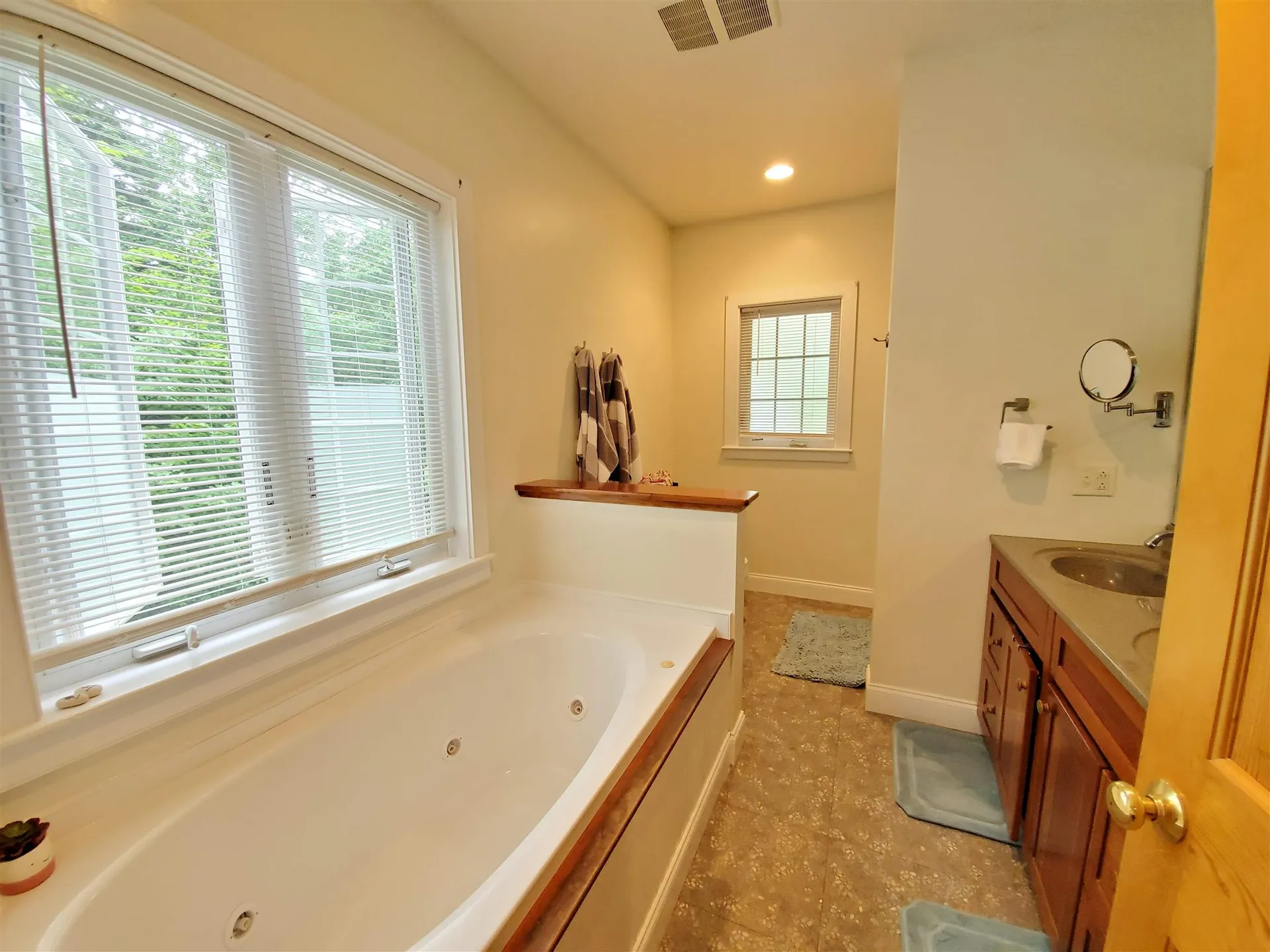 10 Crystal Lake Road Enfield NH 03748