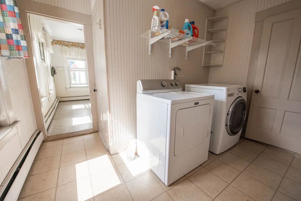 25 Cedar Street Bristol NH 03222