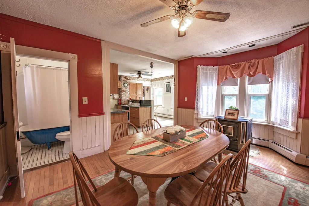25 Cedar Street Bristol NH 03222