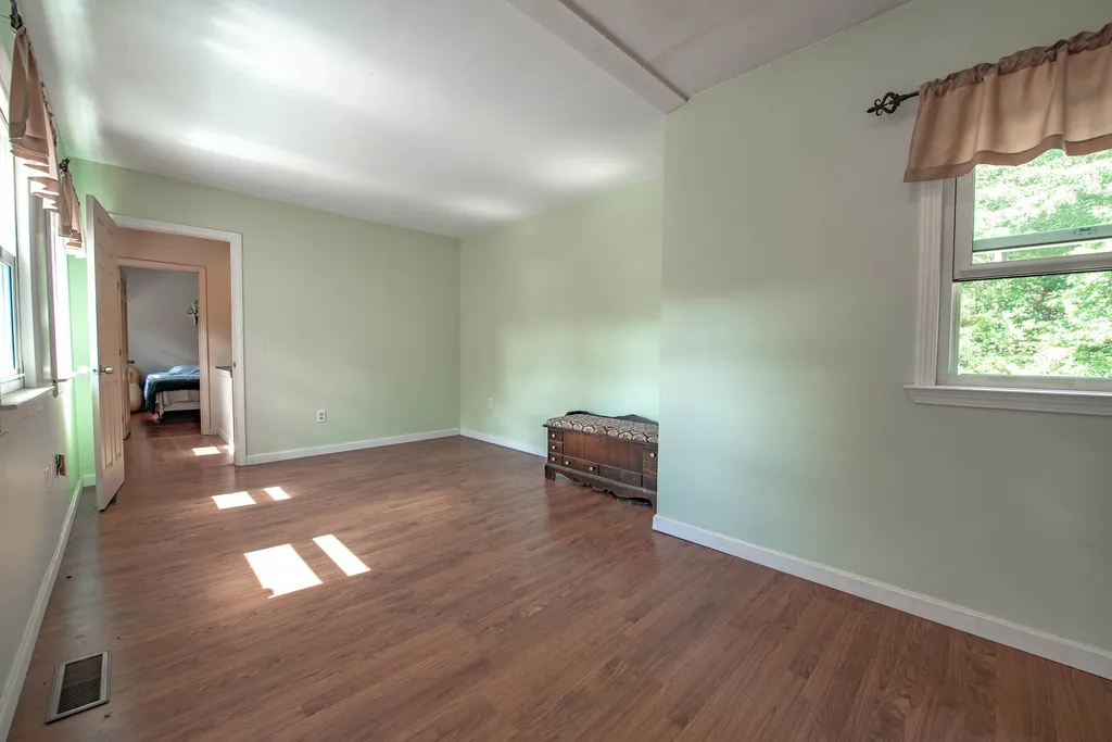 25 Cedar Street Bristol NH 03222