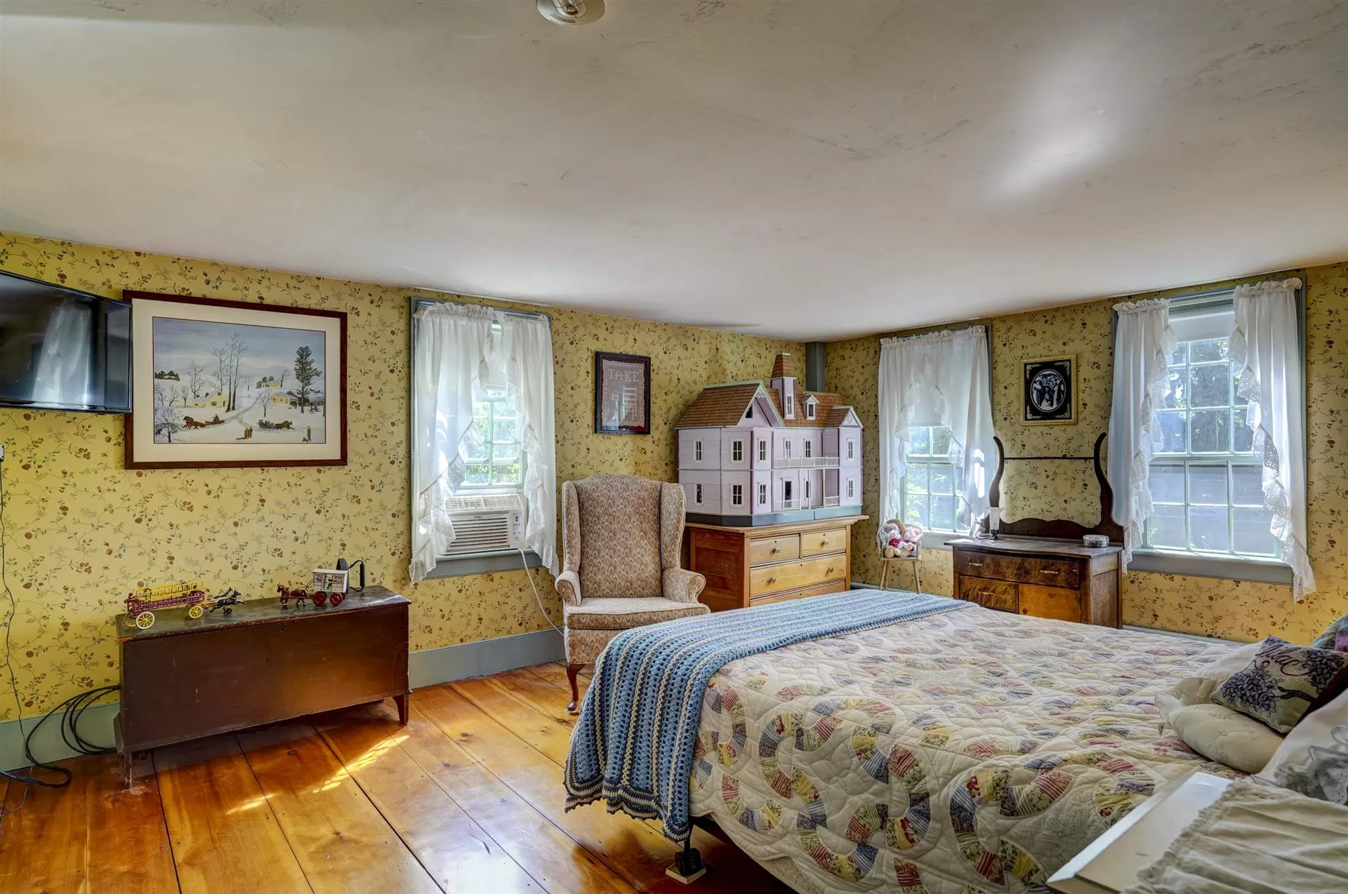 47 Peaslee Road Weare NH 03281