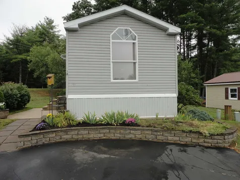 18 Lynn Lane Rochester NH 03867