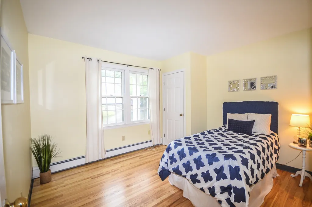100 Gilhaven Road Manchester NH 03104