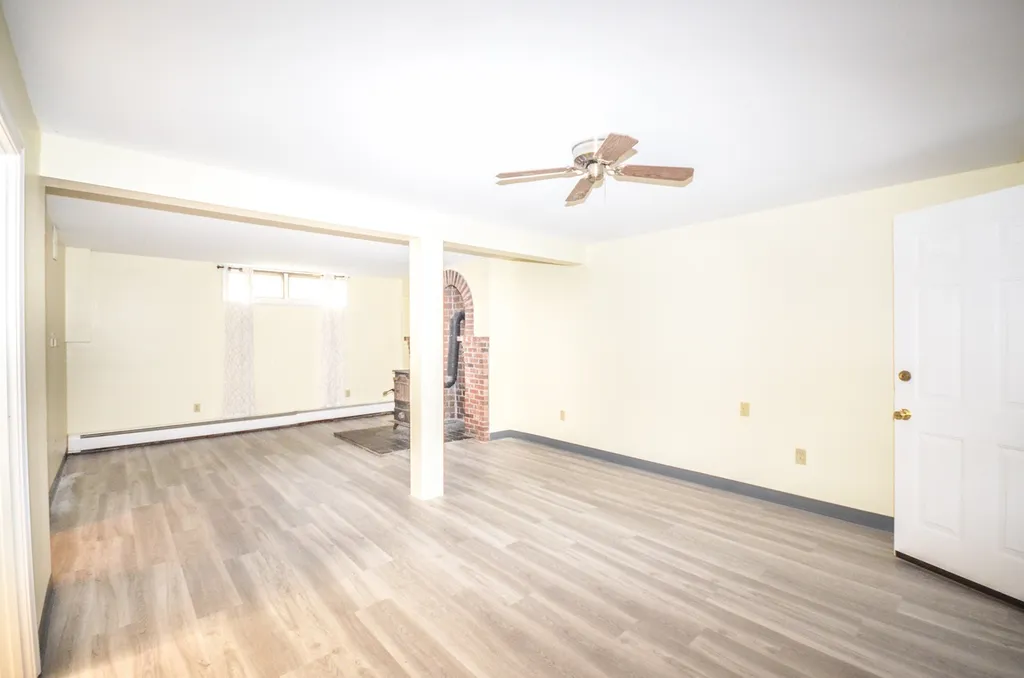 100 Gilhaven Road Manchester NH 03104