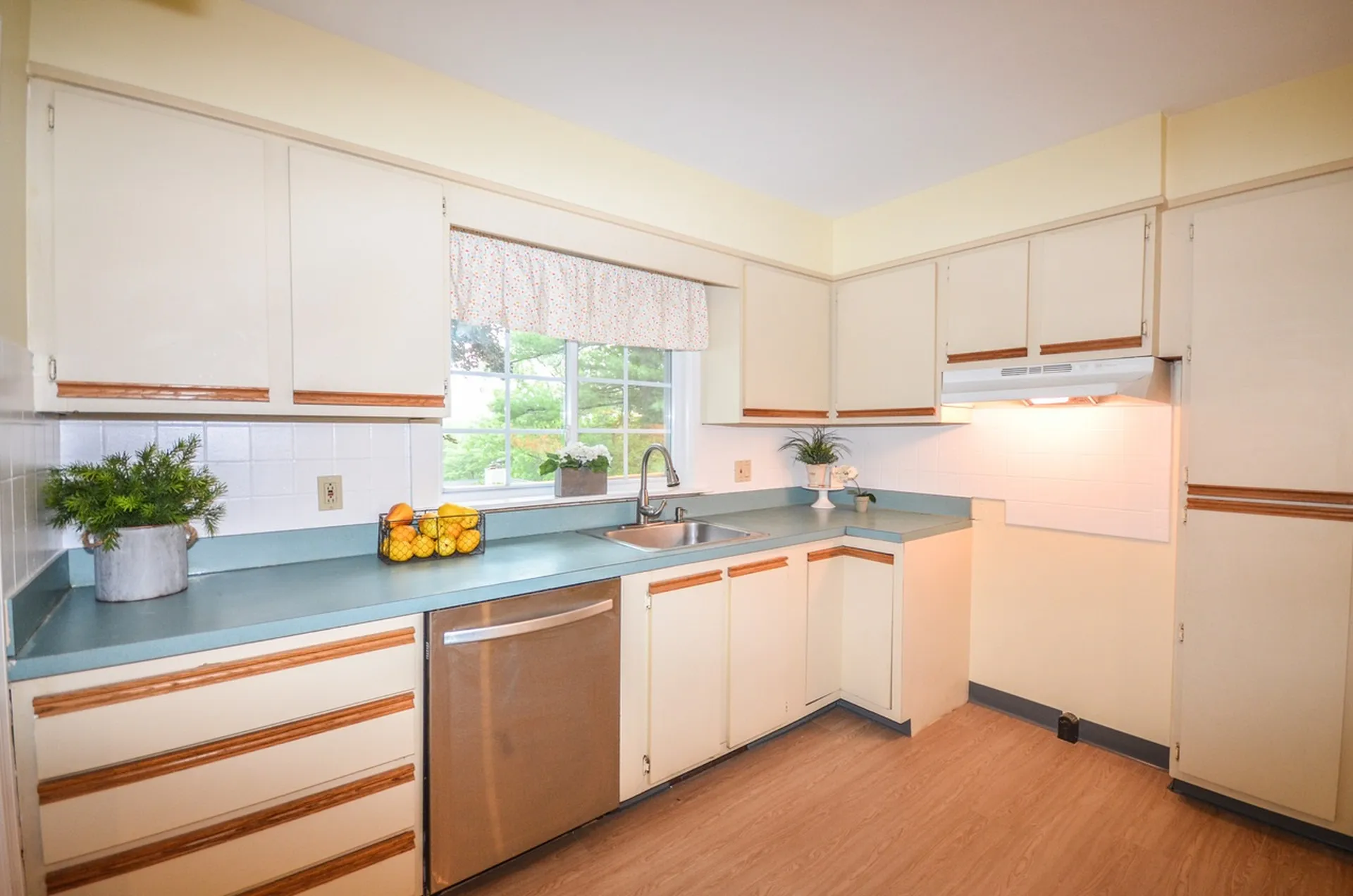 100 Gilhaven Road Manchester NH 03104