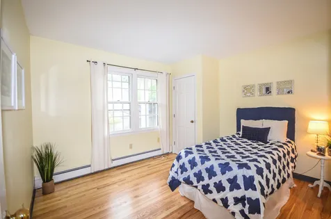 100 Gilhaven Road Manchester NH 03104