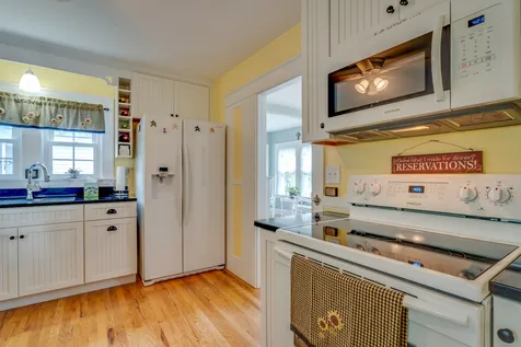 13 Dewey Street Rochester NH 03867
