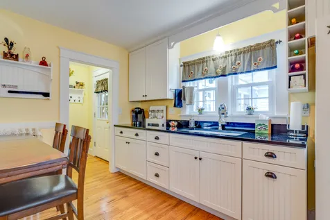13 Dewey Street Rochester NH 03867