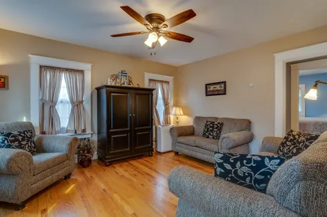 13 Dewey Street Rochester NH 03867