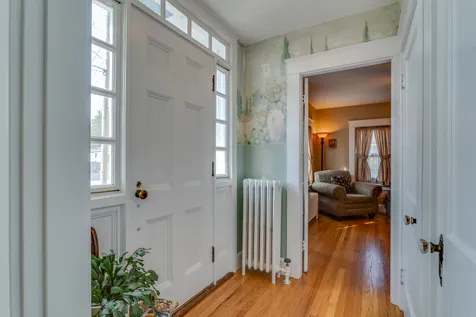 13 Dewey Street Rochester NH 03867