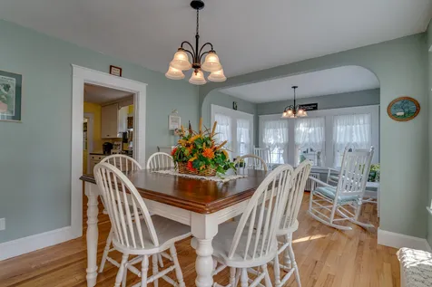 13 Dewey Street Rochester NH 03867