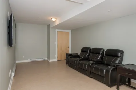 659 677 Dennett Street Portsmouth NH 03801