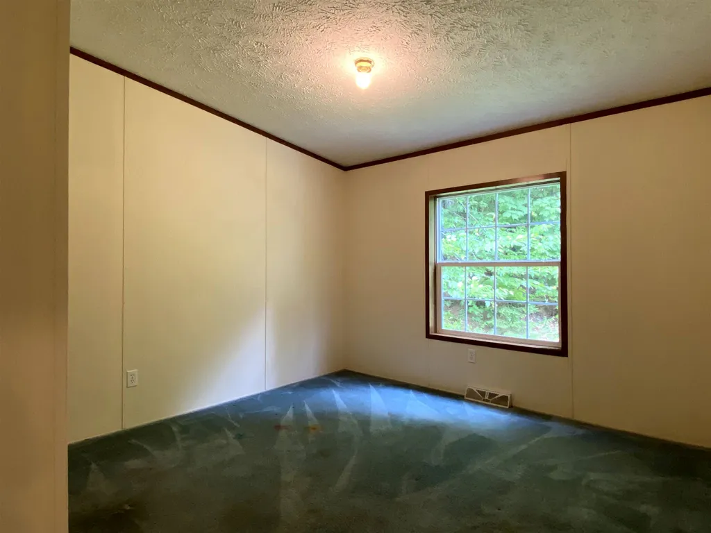 1114 Miller Pond Road Grantham NH 03753