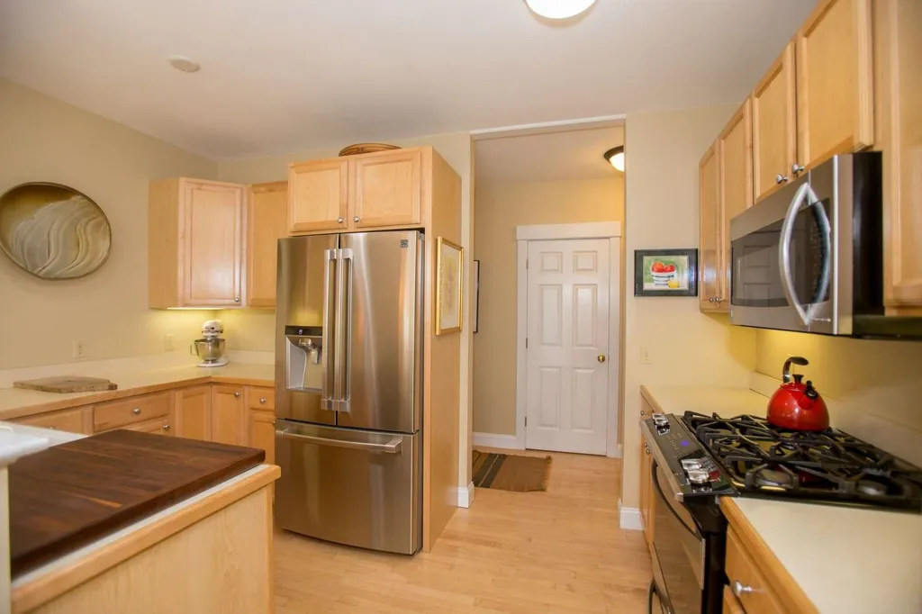 162 South Main Street Stowe VT 05672
