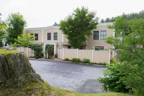 162 South Main Street Stowe VT 05672