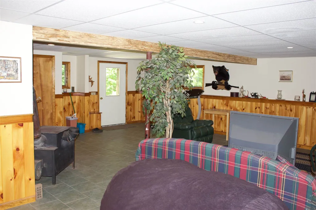 94 Perkins Pond Road Sunapee NH 03782