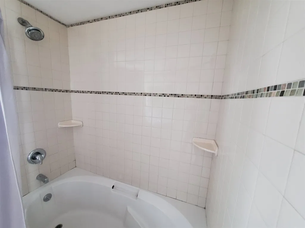 538 Somerville Street Manchester NH 03103