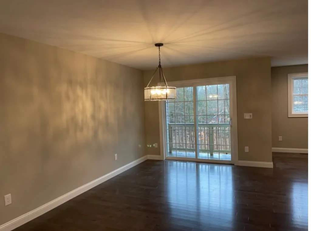27 Cypress Circle Exeter NH 03833