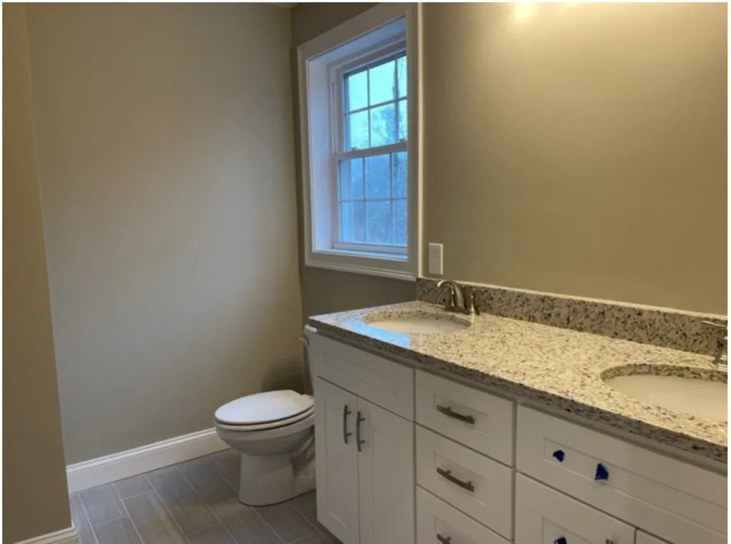 27 Cypress Circle Exeter NH 03833