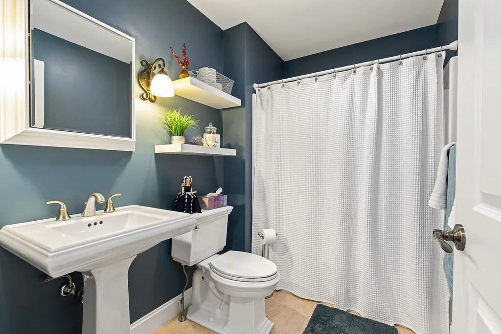 32 Olive Meadow Lane Dover NH 03820