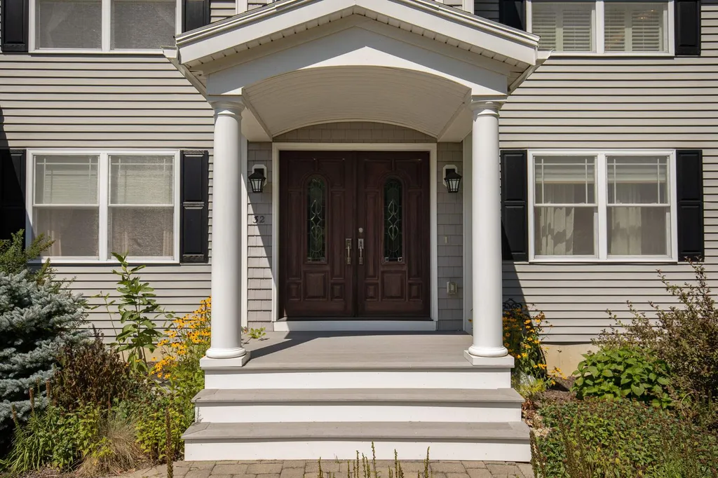 32 Olive Meadow Lane Dover NH 03820