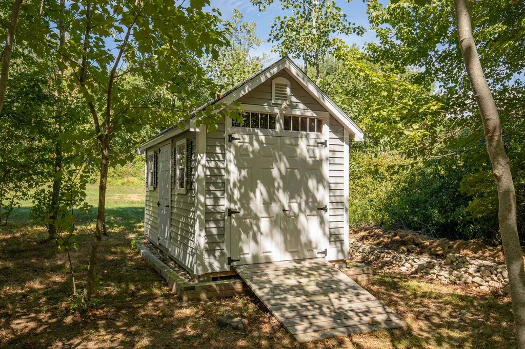 32 Olive Meadow Lane Dover NH 03820