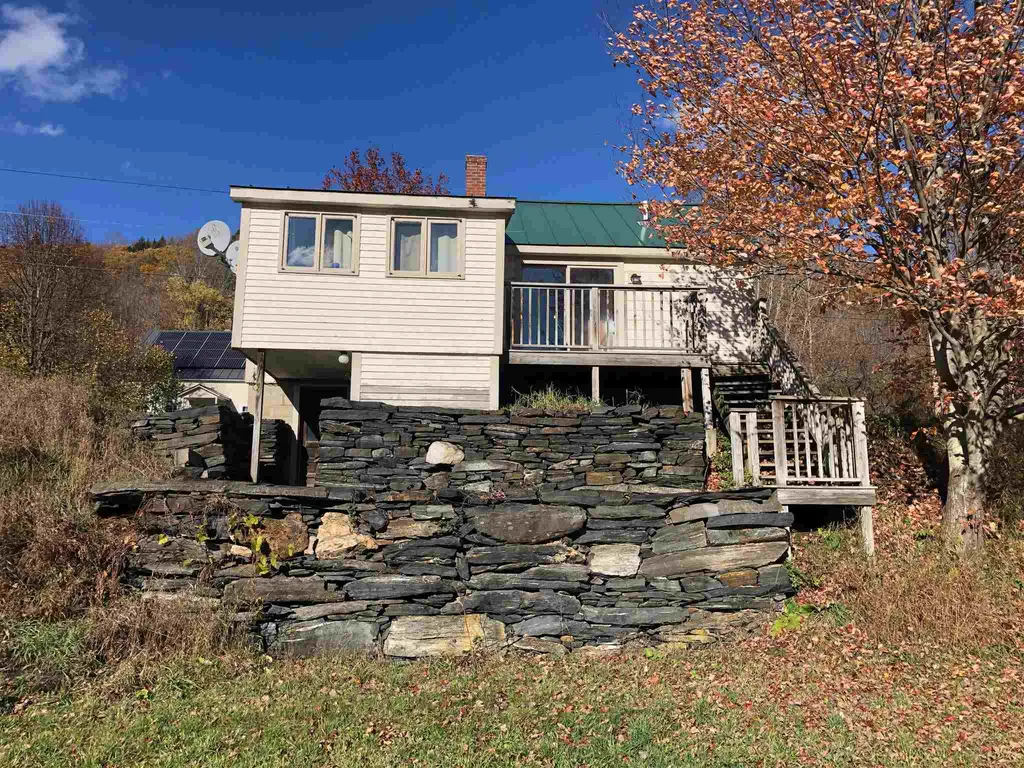 8836 Pomfret Road Pomfret VT 05053