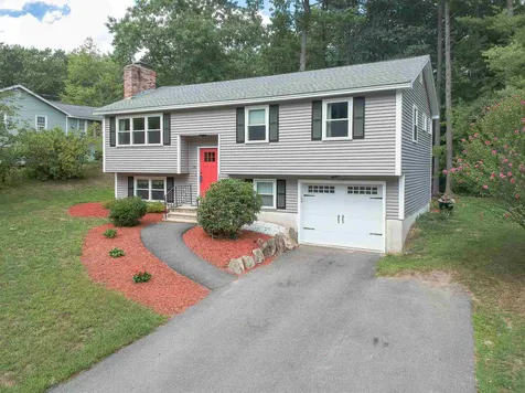 14 S London Drive Nashua NH 03062