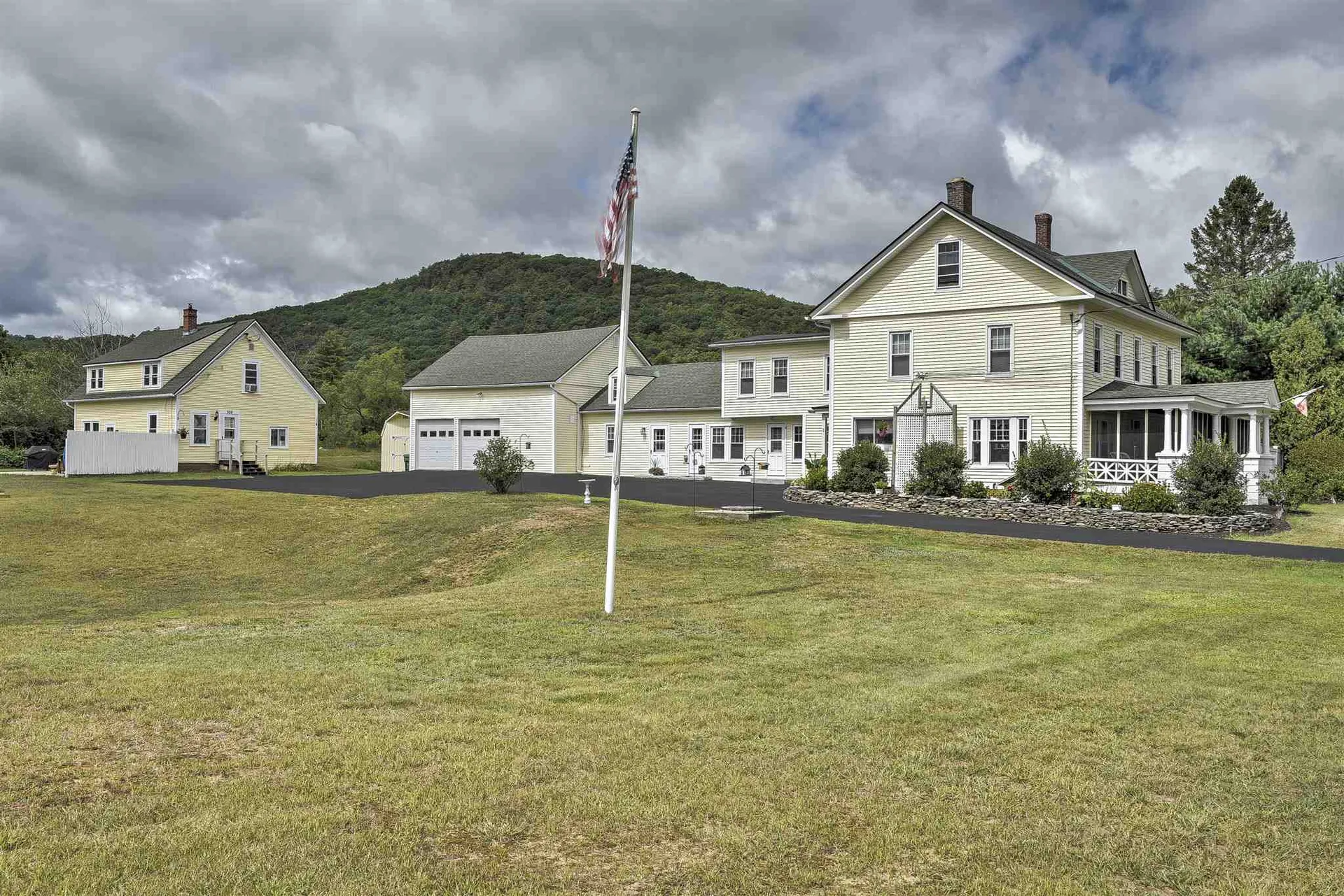 709-711 Old Homestead Highway Swanzey NH 03446