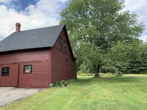 119 Pleasant Street Ryegate VT 05069