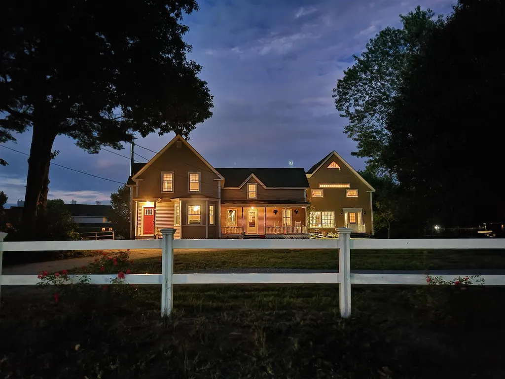 54 Ponemah Road Amherst NH 03031