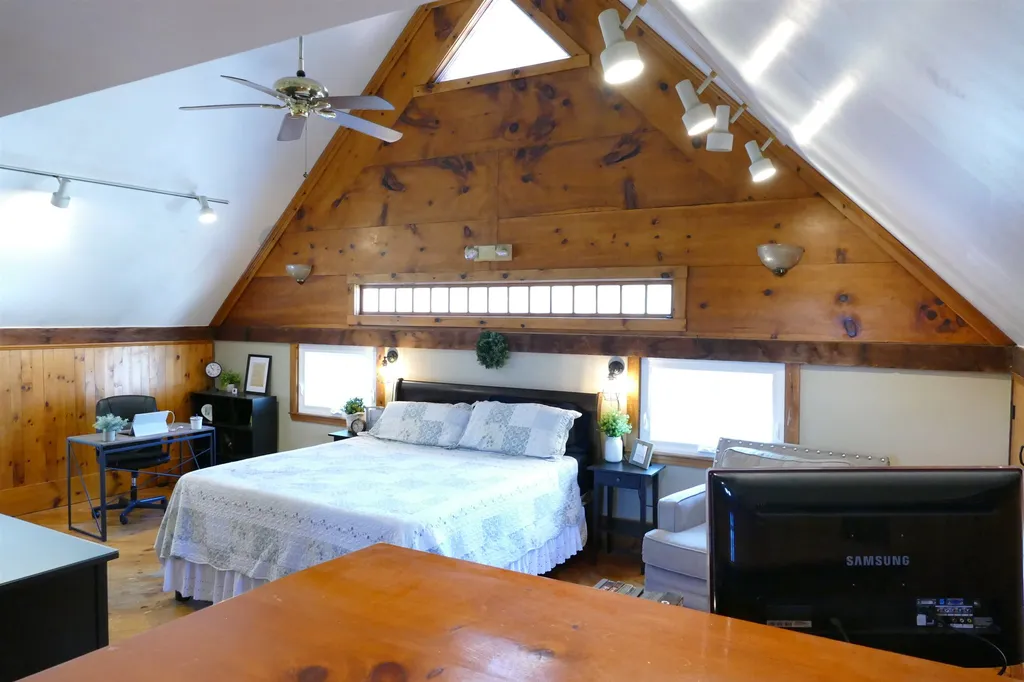 54 Ponemah Road Amherst NH 03031