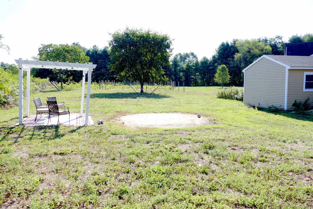 54 Ponemah Road Amherst NH 03031