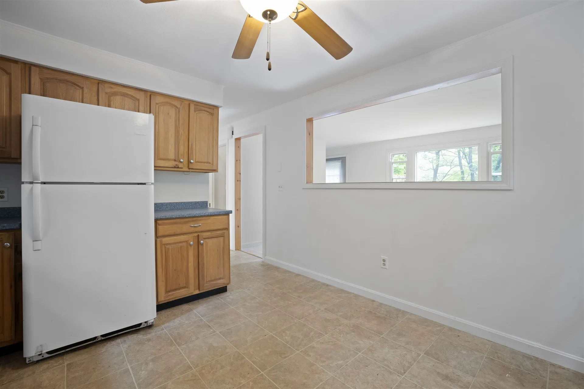 10 John Street Raymond NH 03077
