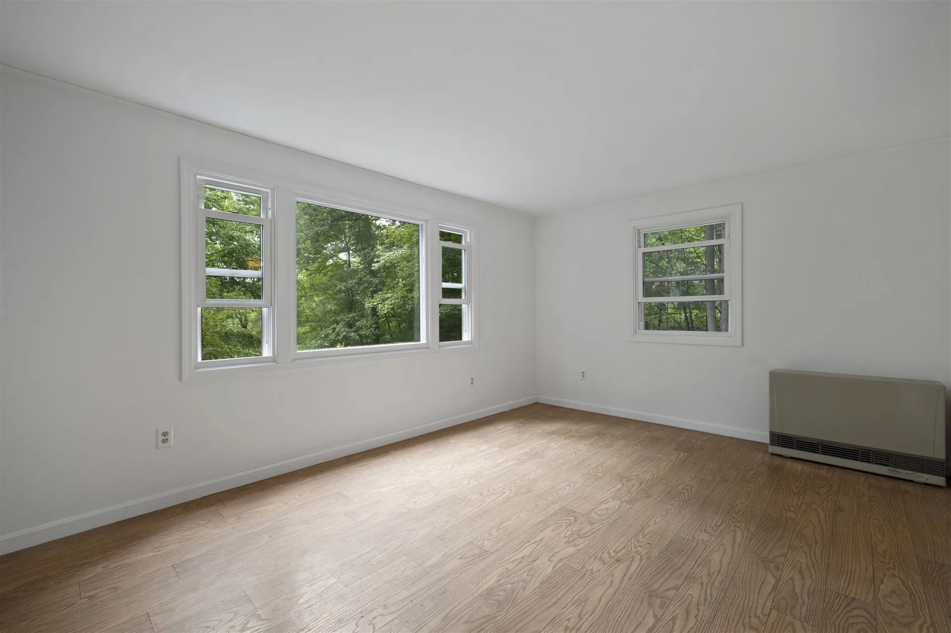 10 John Street Raymond NH 03077