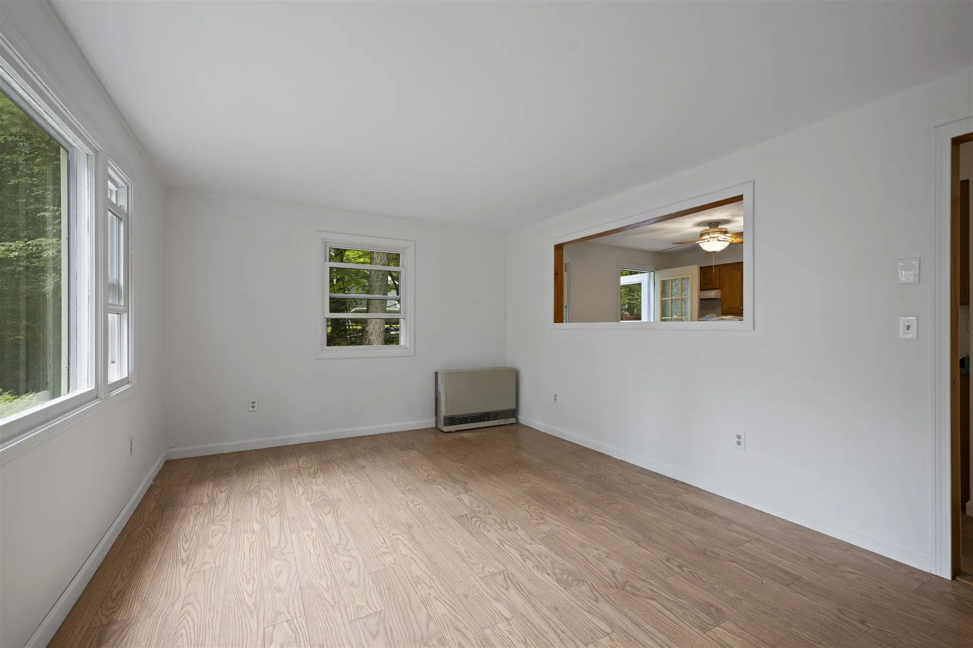 10 John Street Raymond NH 03077