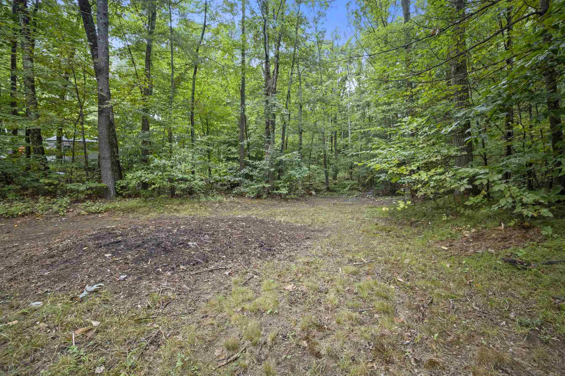 10 John Street Raymond NH 03077
