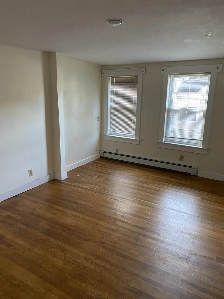 8 Chesterfield Road Hinsdale NH 03451