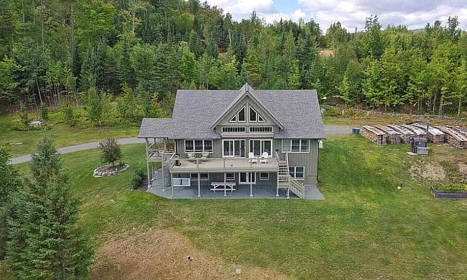 16 Blue Jay Road Lyman NH 03585