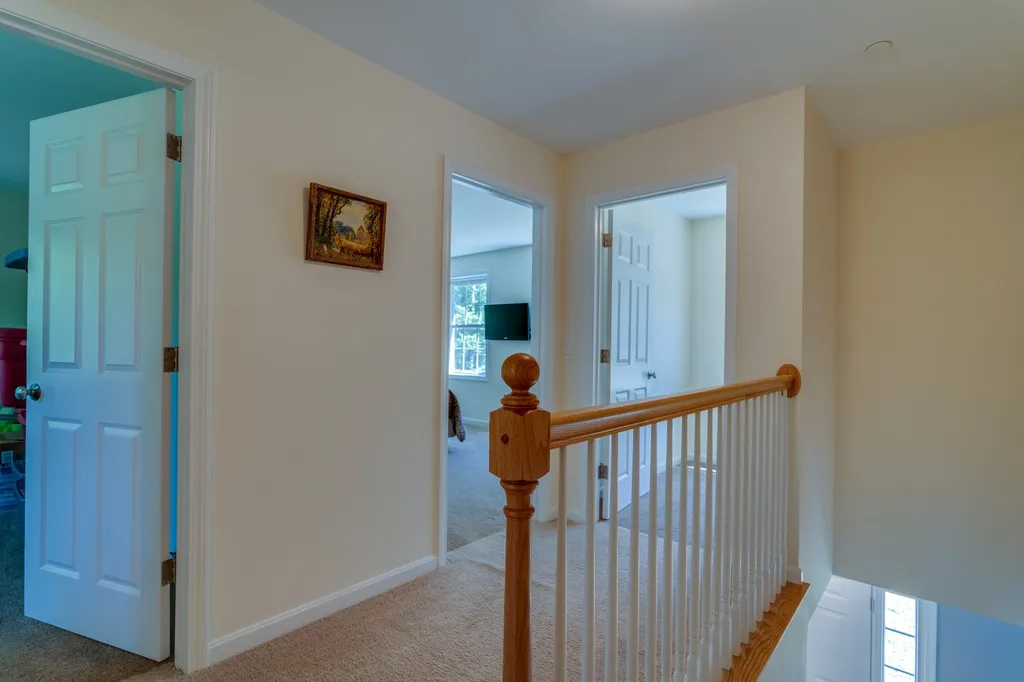 6 Mayas Way Newmarket NH 03857
