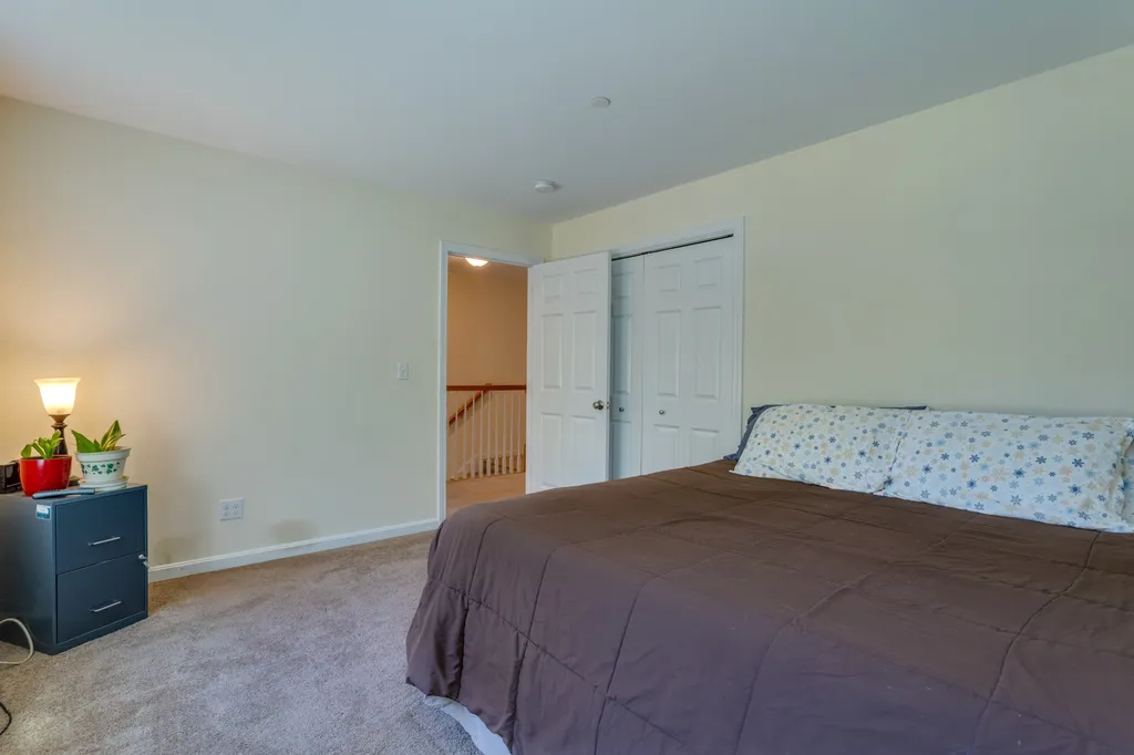 6 Mayas Way Newmarket NH 03857