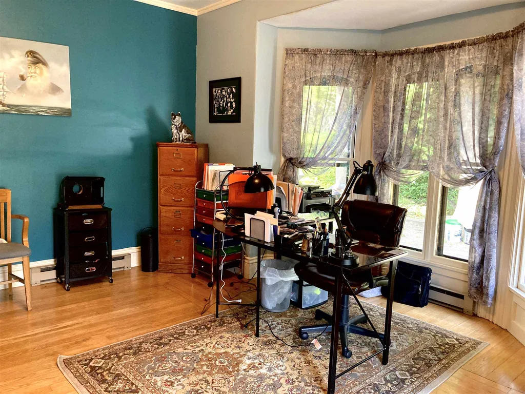 14 Pleasant Street Franklin NH 03235